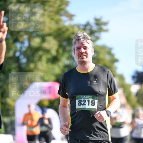 07.09.2025 - BARMER Alsterlauf Dr. Thomas Lammeyer http://msf.ph/oto/8715945 07.09.2025 09:53:01 Laufen 36, 8219 meine-sportfotos.de