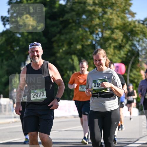 07.09.2025 - BARMER Alsterlauf Dr. Thomas Lammeyer http://msf.ph/oto/8715960 07.09.2025 09:53:06 Laufen 36, 2972, 201, 292 meine-sportfotos.de