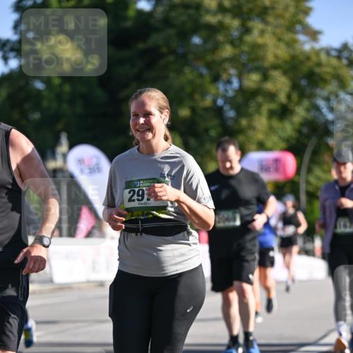 07.09.2025 - BARMER Alsterlauf Dr. Thomas Lammeyer http://msf.ph/oto/8715964 07.09.2025 09:53:06 Laufen 36, 29, 167 meine-sportfotos.de