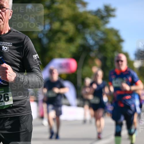 07.09.2025 - BARMER Alsterlauf Dr. Thomas Lammeyer http://msf.ph/oto/8715999 07.09.2025 09:53:29 Laufen 29, 19, 26 meine-sportfotos.de