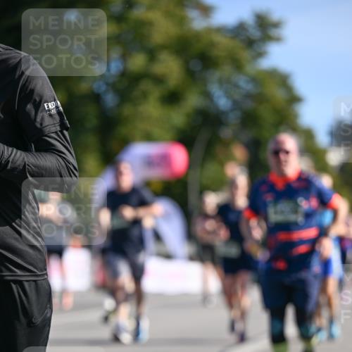 07.09.2025 - BARMER Alsterlauf Dr. Thomas Lammeyer http://msf.ph/oto/8716000 07.09.2025 09:53:29 Laufen  meine-sportfotos.de