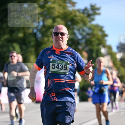 07.09.2025 - BARMER Alsterlauf Dr. Thomas Lammeyer http://msf.ph/oto/8716010 07.09.2025 09:53:31 Laufen 36, 5439 meine-sportfotos.de