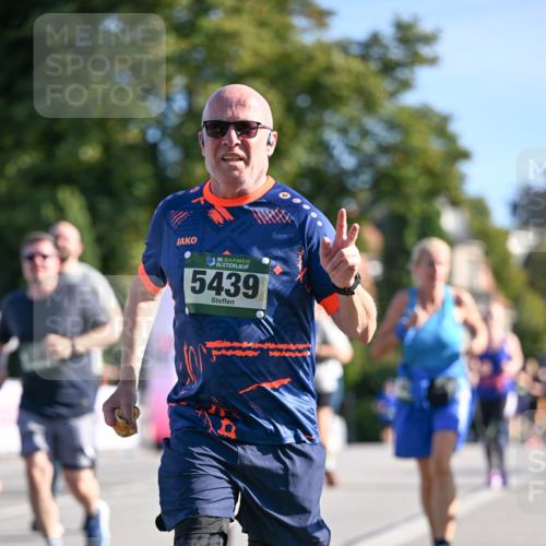 07.09.2025 - BARMER Alsterlauf Dr. Thomas Lammeyer http://msf.ph/oto/8716011 07.09.2025 09:53:31 Laufen 36, 5439 meine-sportfotos.de