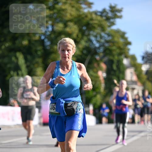 07.09.2025 - BARMER Alsterlauf Dr. Thomas Lammeyer http://msf.ph/oto/8716025 07.09.2025 09:53:33 Laufen 36 meine-sportfotos.de