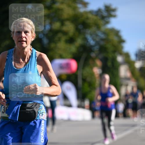 07.09.2025 - BARMER Alsterlauf Dr. Thomas Lammeyer http://msf.ph/oto/8716032 07.09.2025 09:53:34 Laufen 32 meine-sportfotos.de