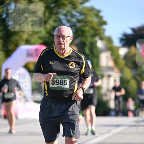 07.09.2025 - BARMER Alsterlauf Dr. Thomas Lammeyer http://msf.ph/oto/8716264 07.09.2025 09:54:23 Laufen 36, 5985 meine-sportfotos.de