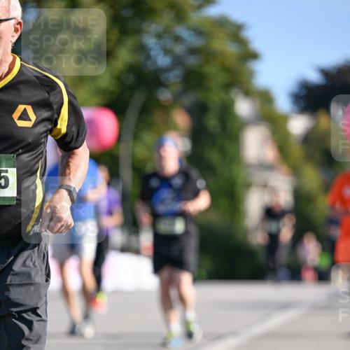 07.09.2025 - BARMER Alsterlauf Dr. Thomas Lammeyer http://msf.ph/oto/8716274 07.09.2025 09:54:24 Laufen 5, 4 meine-sportfotos.de