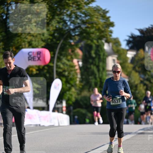07.09.2025 - BARMER Alsterlauf Dr. Thomas Lammeyer http://msf.ph/oto/8716330 07.09.2025 09:54:34 Laufen 5537 meine-sportfotos.de