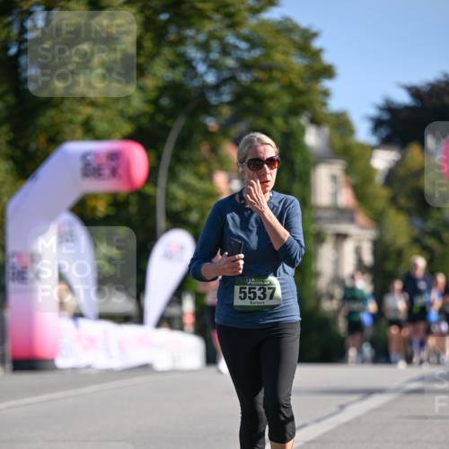 07.09.2025 - BARMER Alsterlauf Dr. Thomas Lammeyer http://msf.ph/oto/8716339 07.09.2025 09:54:37 Laufen 5537 meine-sportfotos.de