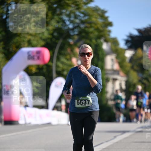07.09.2025 - BARMER Alsterlauf Dr. Thomas Lammeyer http://msf.ph/oto/8716341 07.09.2025 09:54:37 Laufen 36, 5537 meine-sportfotos.de