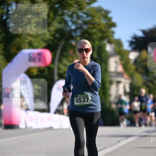 07.09.2025 - BARMER Alsterlauf Dr. Thomas Lammeyer http://msf.ph/oto/8716342 07.09.2025 09:54:37 Laufen 136, 5537 meine-sportfotos.de