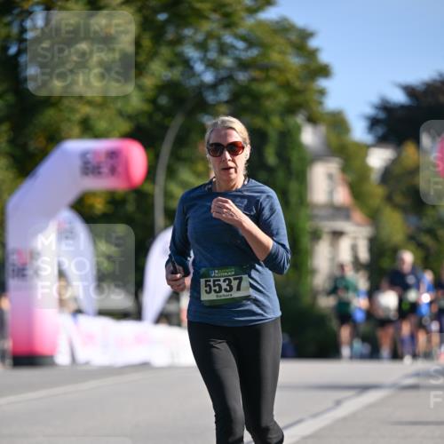 07.09.2025 - BARMER Alsterlauf Dr. Thomas Lammeyer http://msf.ph/oto/8716343 07.09.2025 09:54:37 Laufen 5537 meine-sportfotos.de
