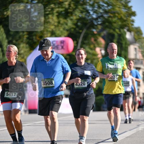07.09.2025 - BARMER Alsterlauf Dr. Thomas Lammeyer http://msf.ph/oto/8716379 07.09.2025 09:54:54 Laufen 5417, 3508, 4320, 224, 554 meine-sportfotos.de