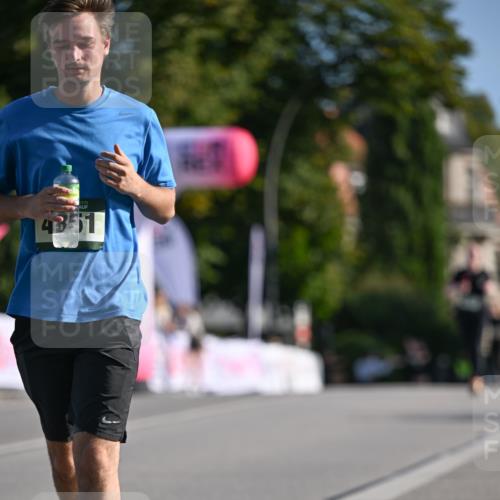 07.09.2025 - BARMER Alsterlauf Dr. Thomas Lammeyer http://msf.ph/oto/8716429 07.09.2025 09:55:03 Laufen 4351 meine-sportfotos.de