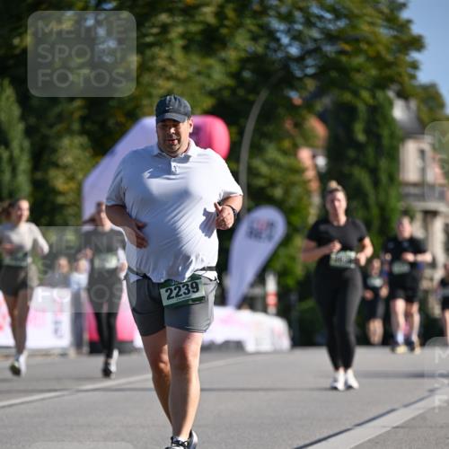 07.09.2025 - BARMER Alsterlauf Dr. Thomas Lammeyer http://msf.ph/oto/8716459 07.09.2025 09:55:15 Laufen 2239 meine-sportfotos.de