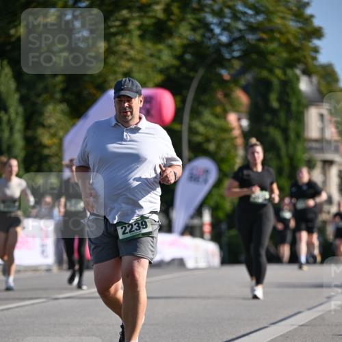 07.09.2025 - BARMER Alsterlauf Dr. Thomas Lammeyer http://msf.ph/oto/8716460 07.09.2025 09:55:15 Laufen 2239 meine-sportfotos.de