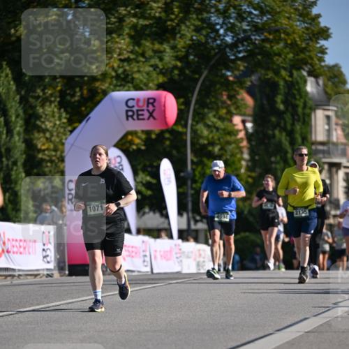 07.09.2025 - BARMER Alsterlauf Dr. Thomas Lammeyer http://msf.ph/oto/8716490 07.09.2025 09:55:21 Laufen 1071, 25, 4994, 2135, 122, 34 meine-sportfotos.de