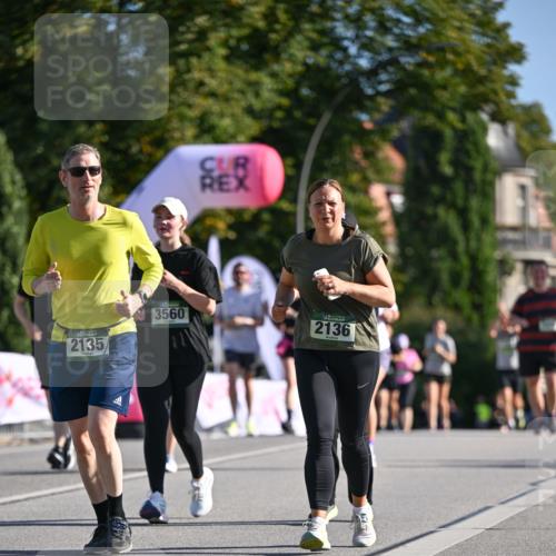 07.09.2025 - BARMER Alsterlauf Dr. Thomas Lammeyer http://msf.ph/oto/8716525 07.09.2025 09:55:28 Laufen 2135, 3560, 2136 meine-sportfotos.de