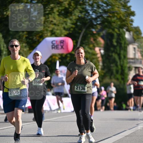 07.09.2025 - BARMER Alsterlauf Dr. Thomas Lammeyer http://msf.ph/oto/8716527 07.09.2025 09:55:28 Laufen 2135, 3560, 2136 meine-sportfotos.de