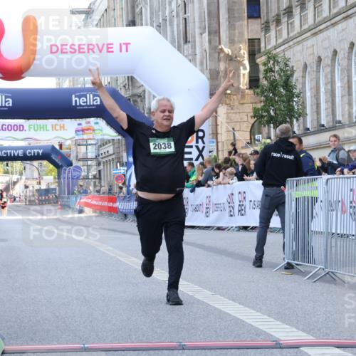 07.09.2025 - BARMER Alsterlauf Strokosch-Dieckow http://msf.ph/oto/8716528 07.09.2025 10:38:23 Ziel 2038 meine-sportfotos.de