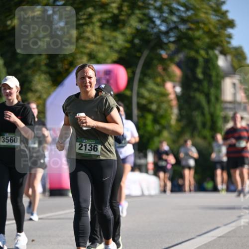 07.09.2025 - BARMER Alsterlauf Dr. Thomas Lammeyer http://msf.ph/oto/8716539 07.09.2025 09:55:29 Laufen 3560, 2136 meine-sportfotos.de
