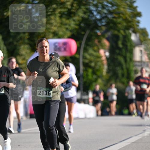 07.09.2025 - BARMER Alsterlauf Dr. Thomas Lammeyer http://msf.ph/oto/8716541 07.09.2025 09:55:30 Laufen 6, 2136 meine-sportfotos.de