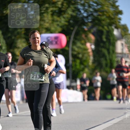 07.09.2025 - BARMER Alsterlauf Dr. Thomas Lammeyer http://msf.ph/oto/8716543 07.09.2025 09:55:30 Laufen 36, 2136 meine-sportfotos.de