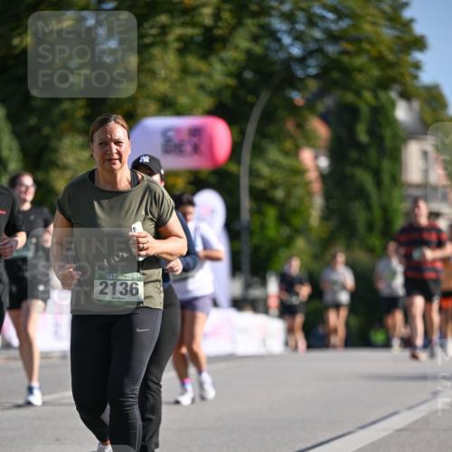 07.09.2025 - BARMER Alsterlauf Dr. Thomas Lammeyer http://msf.ph/oto/8716544 07.09.2025 09:55:30 Laufen 2136 meine-sportfotos.de