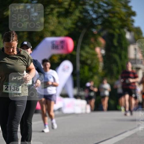 07.09.2025 - BARMER Alsterlauf Dr. Thomas Lammeyer http://msf.ph/oto/8716551 07.09.2025 09:55:31 Laufen 136, 2136, 354 meine-sportfotos.de