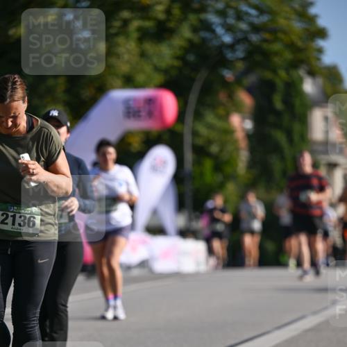 07.09.2025 - BARMER Alsterlauf Dr. Thomas Lammeyer http://msf.ph/oto/8716553 07.09.2025 09:55:31 Laufen 36, 2136 meine-sportfotos.de