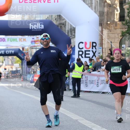 07.09.2025 - BARMER Alsterlauf Strokosch-Dieckow http://msf.ph/oto/8716555 07.09.2025 10:39:04 Ziel 4908, 5658 meine-sportfotos.de