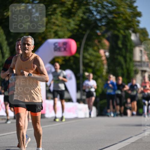 07.09.2025 - BARMER Alsterlauf Dr. Thomas Lammeyer http://msf.ph/oto/8716593 07.09.2025 09:55:39 Laufen 83 meine-sportfotos.de
