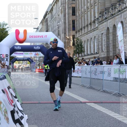 07.09.2025 - BARMER Alsterlauf Strokosch-Dieckow http://msf.ph/oto/8716594 07.09.2025 10:39:11 Ziel 4908, 5658 meine-sportfotos.de