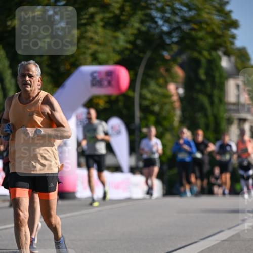 07.09.2025 - BARMER Alsterlauf Dr. Thomas Lammeyer http://msf.ph/oto/8716595 07.09.2025 09:55:39 Laufen 354 meine-sportfotos.de