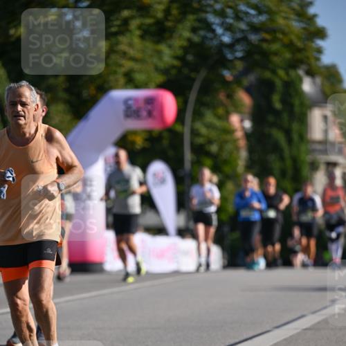 07.09.2025 - BARMER Alsterlauf Dr. Thomas Lammeyer http://msf.ph/oto/8716596 07.09.2025 09:55:39 Laufen 43 meine-sportfotos.de