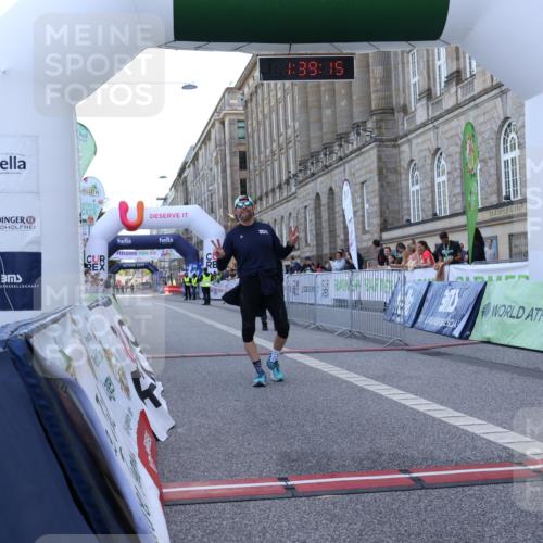 07.09.2025 - BARMER Alsterlauf Strokosch-Dieckow http://msf.ph/oto/8716601 07.09.2025 10:39:13 Ziel 4908, 5658 meine-sportfotos.de