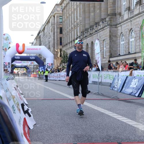 07.09.2025 - BARMER Alsterlauf Strokosch-Dieckow http://msf.ph/oto/8716612 07.09.2025 10:39:14 Ziel 4908, 5658 meine-sportfotos.de