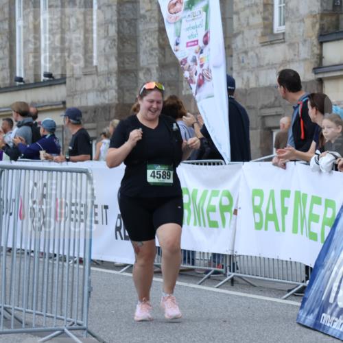 07.09.2025 - BARMER Alsterlauf Strokosch-Dieckow http://msf.ph/oto/8716624 07.09.2025 10:39:49 Ziel 4589 meine-sportfotos.de