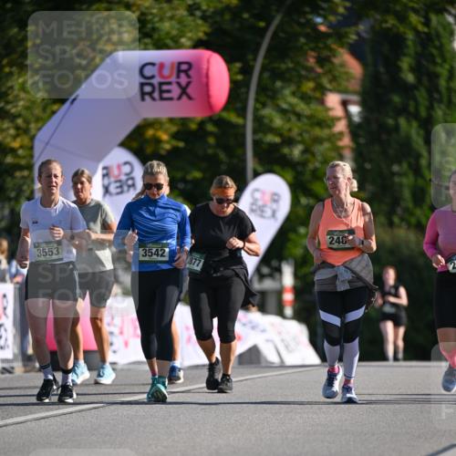 07.09.2025 - BARMER Alsterlauf Dr. Thomas Lammeyer http://msf.ph/oto/8716626 07.09.2025 09:55:44 Laufen 39, 3553, 3542, 2877, 246 meine-sportfotos.de