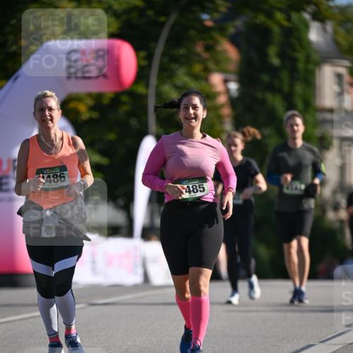 07.09.2025 - BARMER Alsterlauf Dr. Thomas Lammeyer http://msf.ph/oto/8716652 07.09.2025 09:55:48 Laufen 486, 485 meine-sportfotos.de