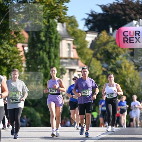 07.09.2025 - BARMER Alsterlauf Dr. Thomas Lammeyer http://msf.ph/oto/8716726 07.09.2025 09:56:01 Laufen 3287, 10, 2427, 2420, 3950 meine-sportfotos.de