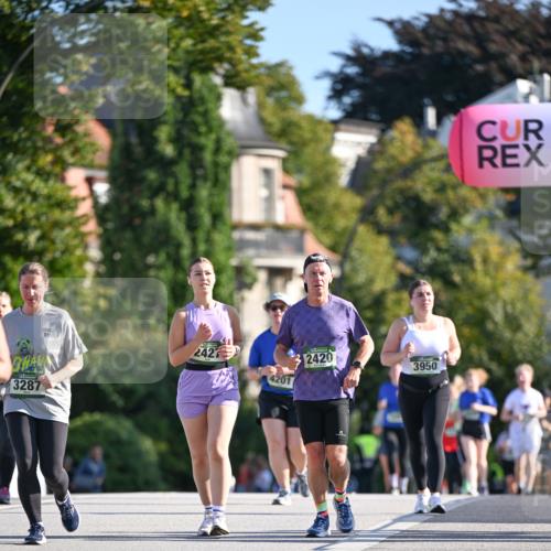 07.09.2025 - BARMER Alsterlauf Dr. Thomas Lammeyer http://msf.ph/oto/8716730 07.09.2025 09:56:01 Laufen 3287, 2427, 4201, 2420, 3950 meine-sportfotos.de