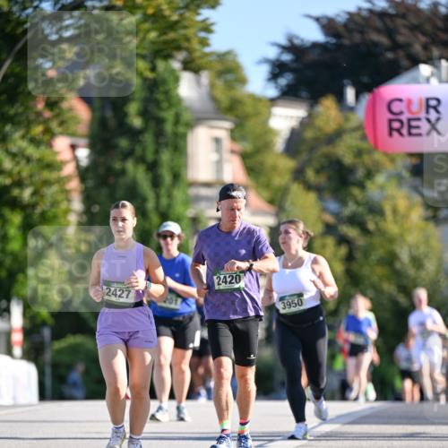 07.09.2025 - BARMER Alsterlauf Dr. Thomas Lammeyer http://msf.ph/oto/8716748 07.09.2025 09:56:03 Laufen 2427, 2420, 3950 meine-sportfotos.de