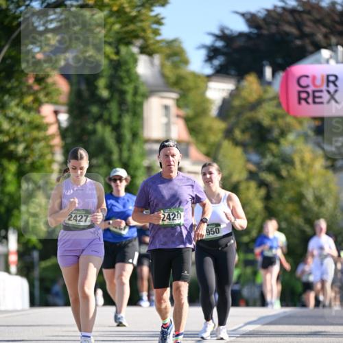 07.09.2025 - BARMER Alsterlauf Dr. Thomas Lammeyer http://msf.ph/oto/8716754 07.09.2025 09:56:04 Laufen 2427, 2420, 950 meine-sportfotos.de
