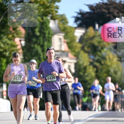 07.09.2025 - BARMER Alsterlauf Dr. Thomas Lammeyer http://msf.ph/oto/8716761 07.09.2025 09:56:04 Laufen 2427, 2420 meine-sportfotos.de