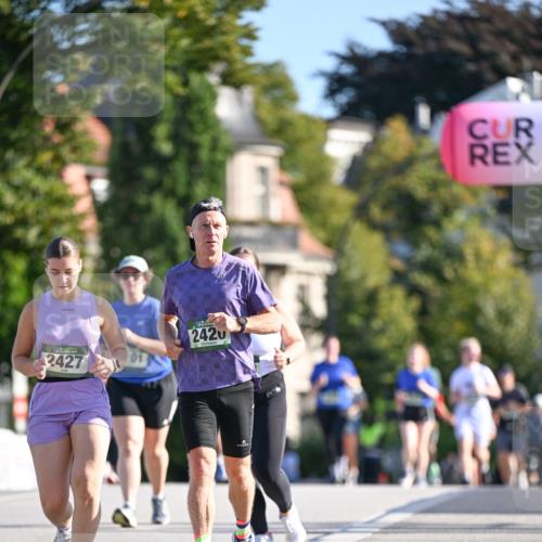 07.09.2025 - BARMER Alsterlauf Dr. Thomas Lammeyer http://msf.ph/oto/8716762 07.09.2025 09:56:05 Laufen 2427, 2420 meine-sportfotos.de