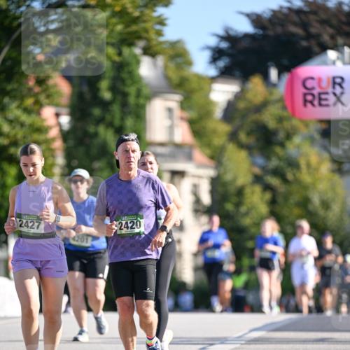 07.09.2025 - BARMER Alsterlauf Dr. Thomas Lammeyer http://msf.ph/oto/8716764 07.09.2025 09:56:05 Laufen 2427, 2420 meine-sportfotos.de