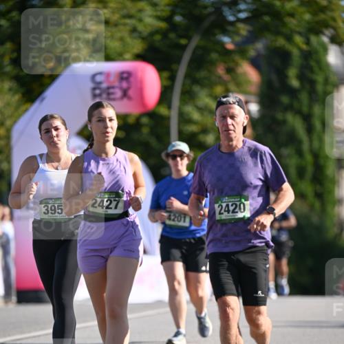 07.09.2025 - BARMER Alsterlauf Dr. Thomas Lammeyer http://msf.ph/oto/8716772 07.09.2025 09:56:07 Laufen 395, 2427, 4201, 2420 meine-sportfotos.de