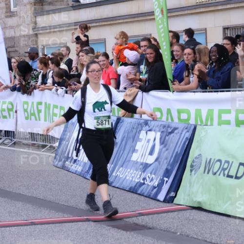 07.09.2025 - BARMER Alsterlauf Strokosch-Dieckow http://msf.ph/oto/8716777 07.09.2025 10:44:45 Ziel 5871 meine-sportfotos.de