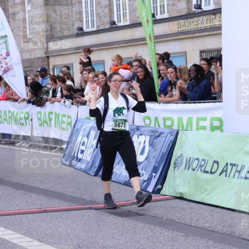 07.09.2025 - BARMER Alsterlauf Strokosch-Dieckow http://msf.ph/oto/8716780 07.09.2025 10:44:45 Ziel 5871 meine-sportfotos.de